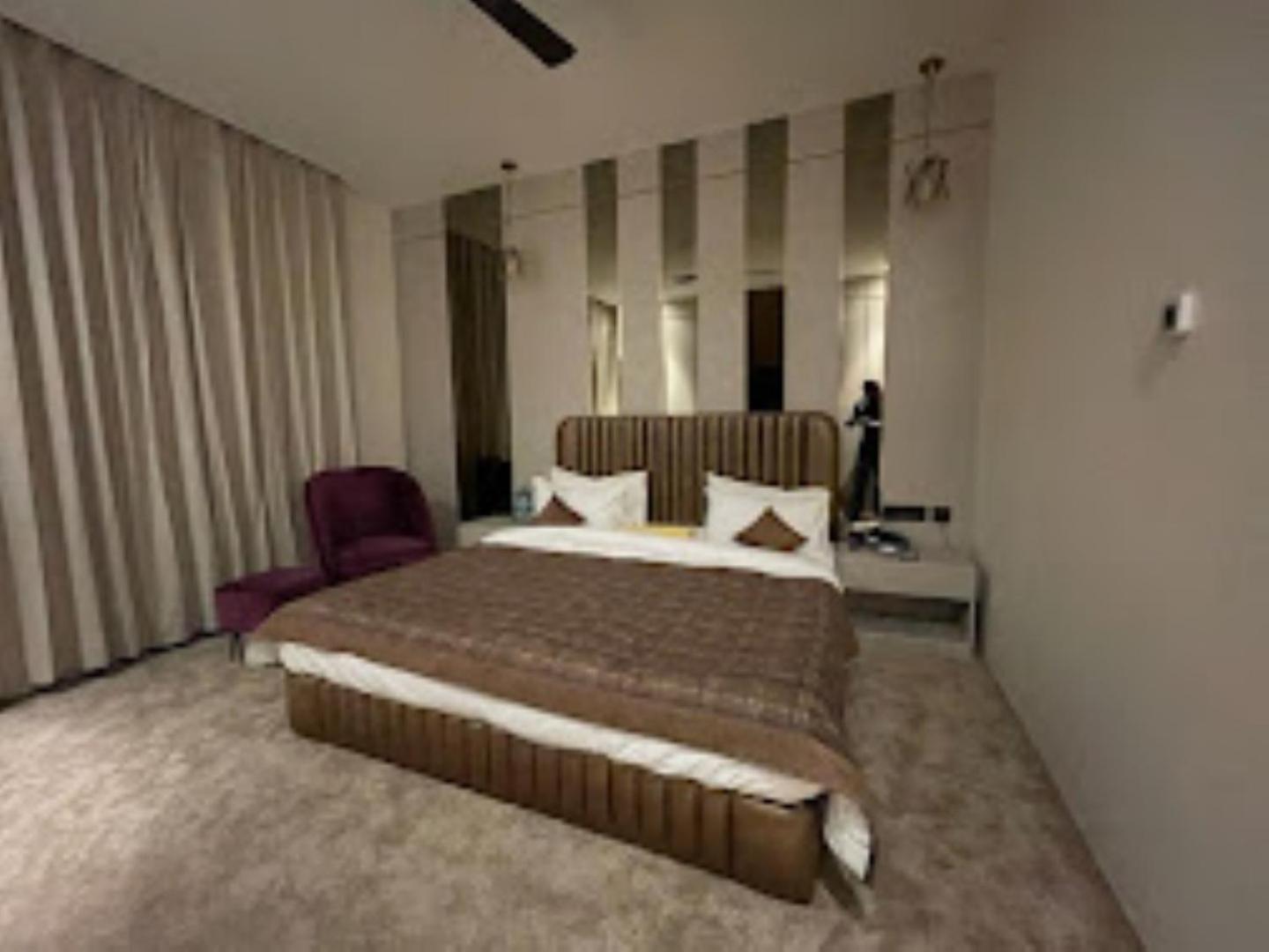 Casa Divine,Bareilly Hotel Ngoại thất bức ảnh
